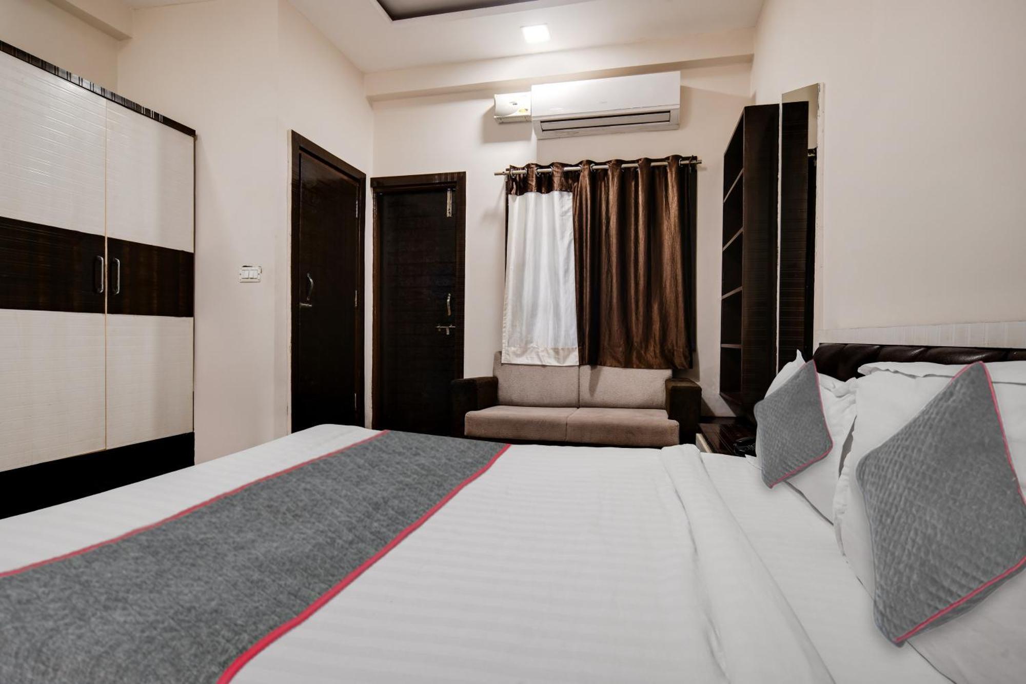 Townhouse Prime Hotel Indore