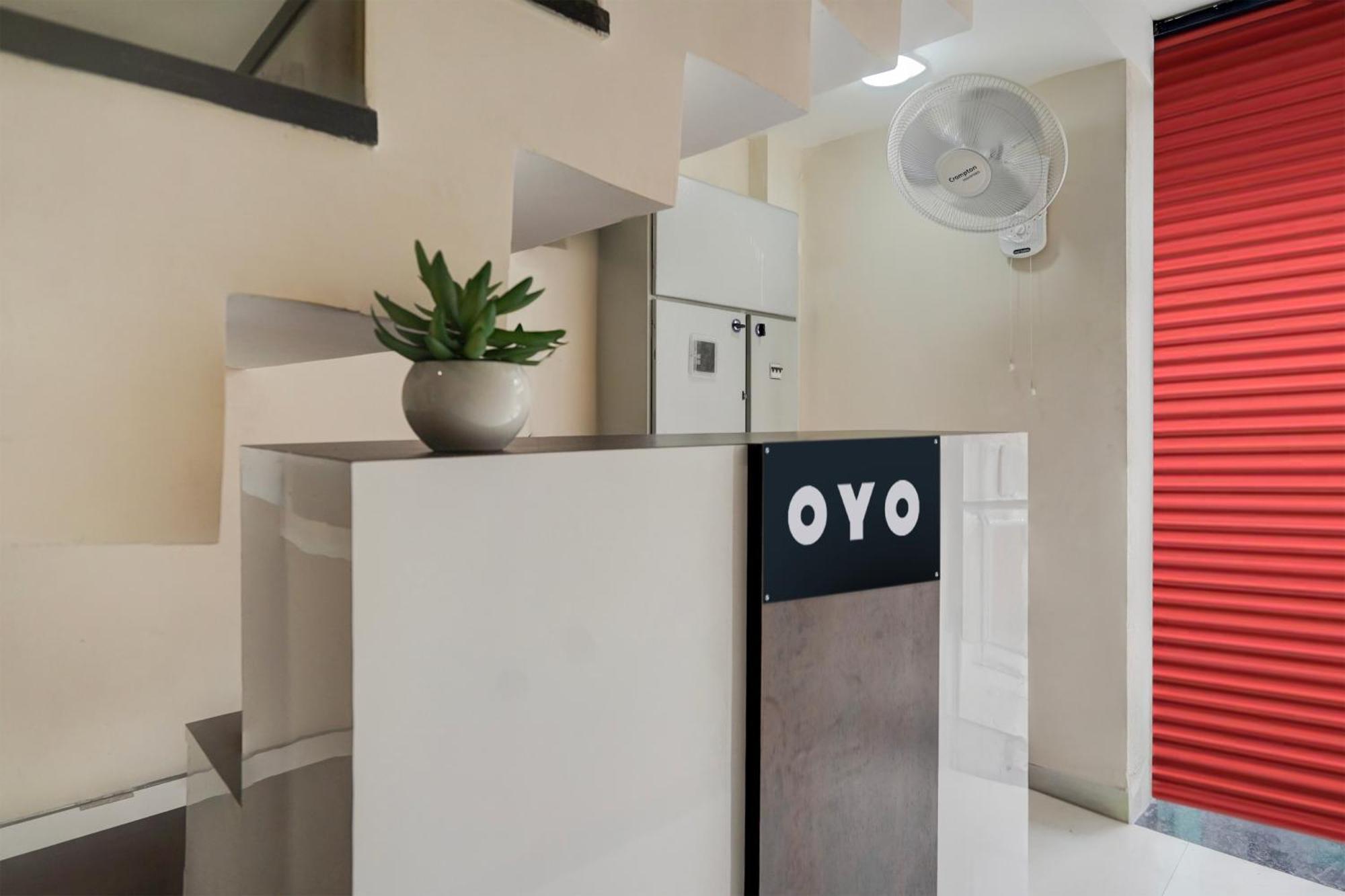 O Lakshya Hotel