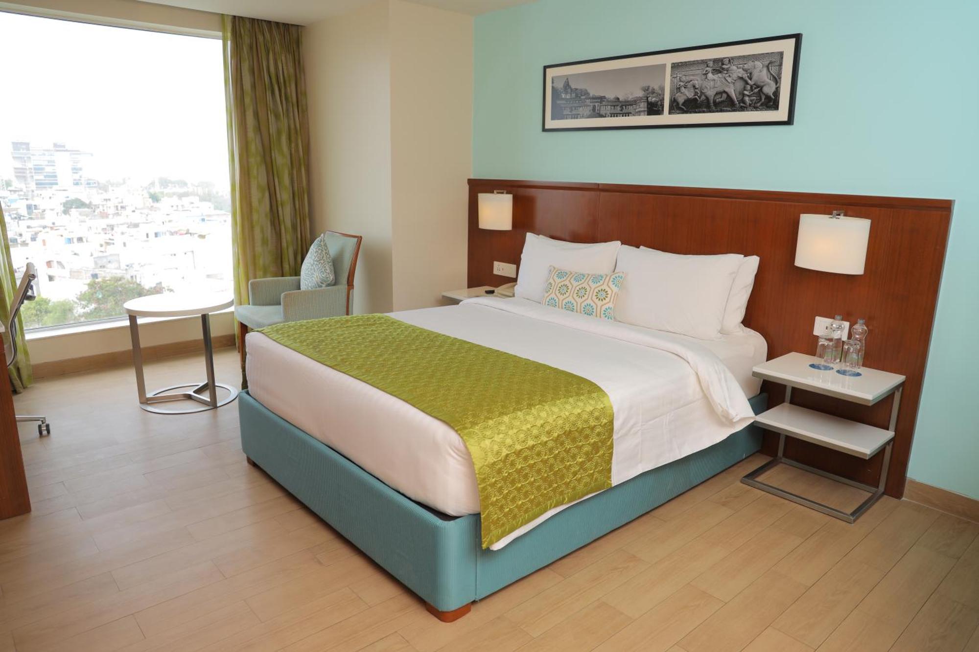 Hotel Fairfield By Marriott 4*