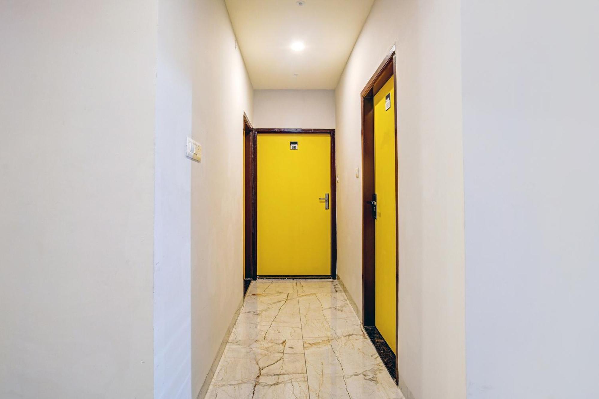 Super Townhouse Pine Tree 4*