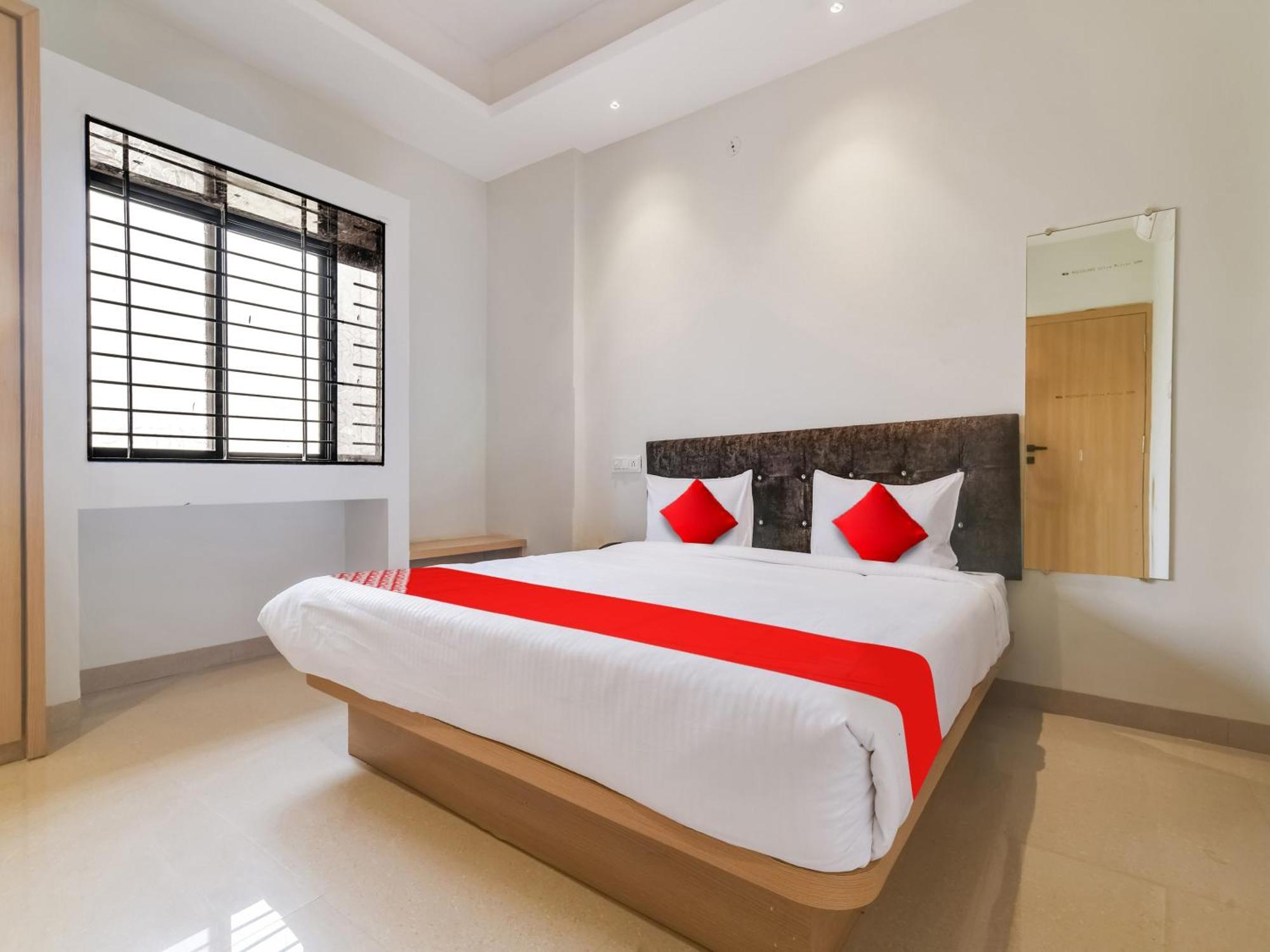 Hotel O Ashiyana Indore