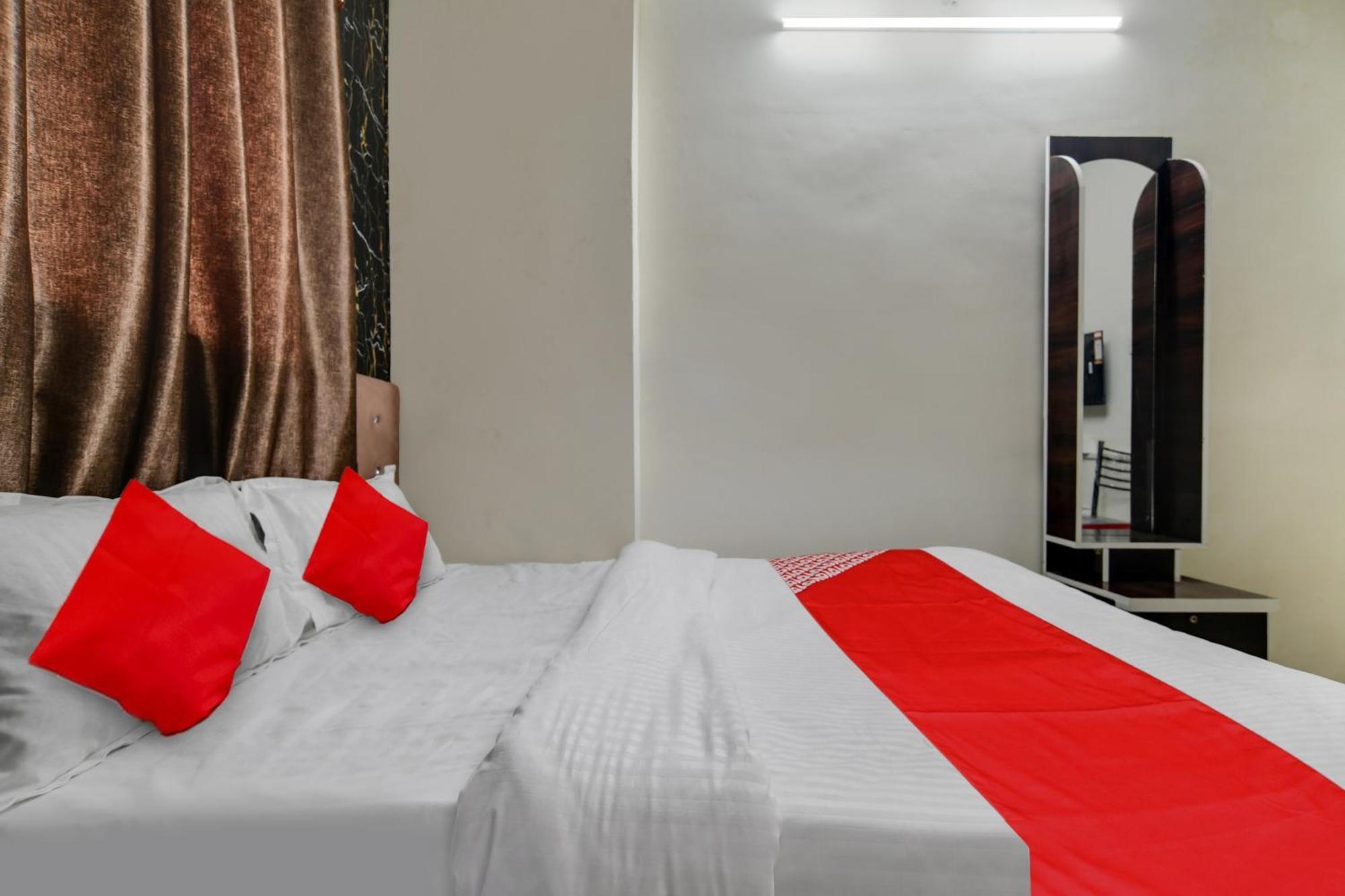 O Nitya Hotel Indore