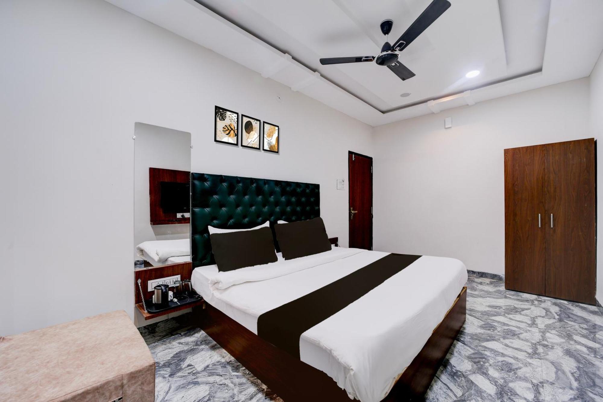 Hotel O Kamari