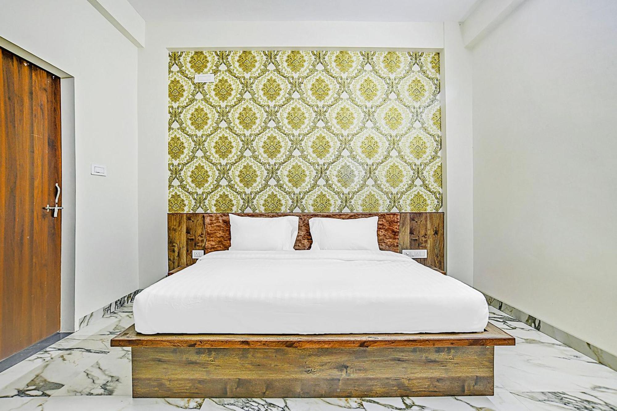 Collection O Verena Hotel Indore