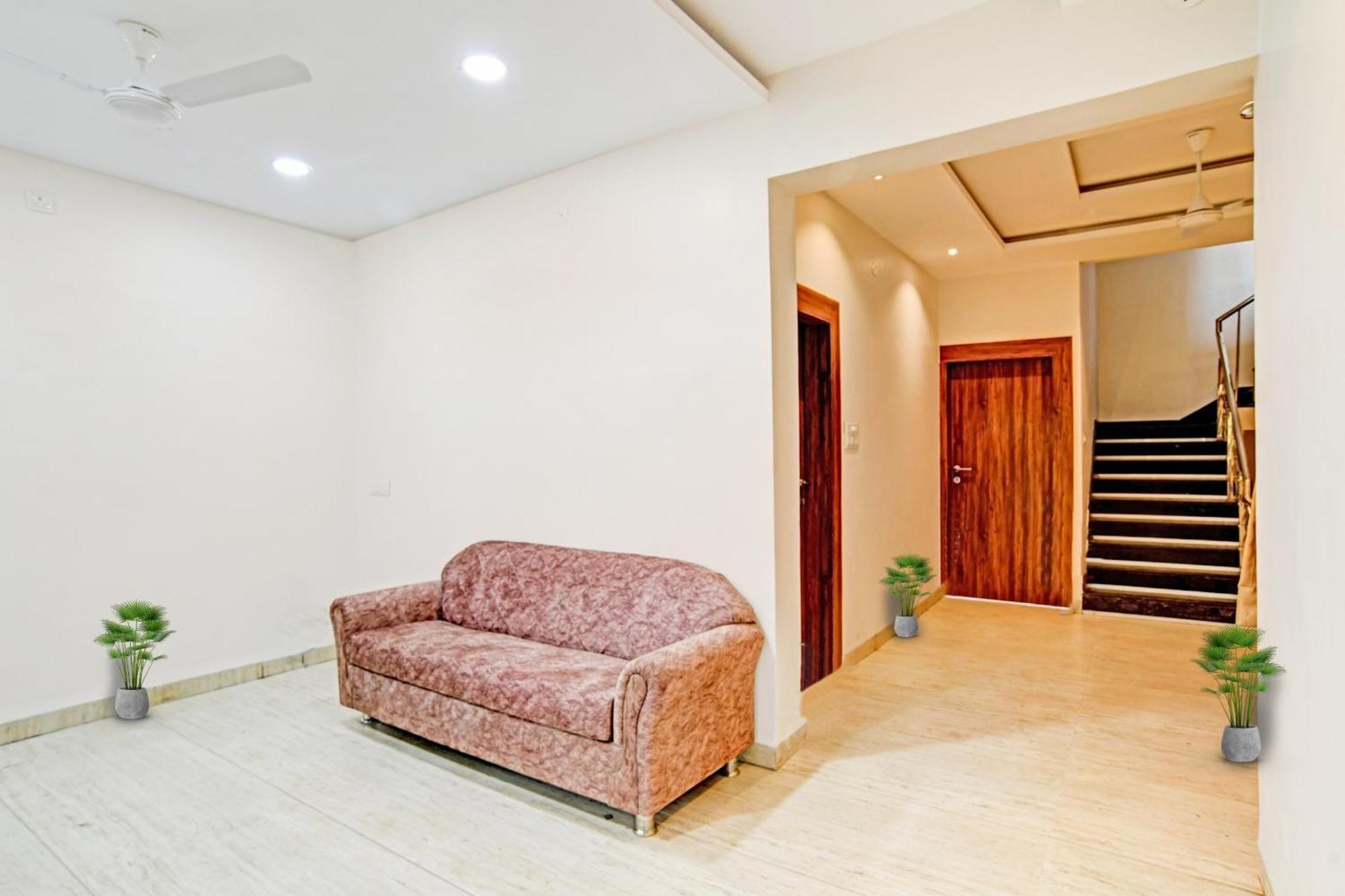 Hotel O Blue Sky Hotel 3*