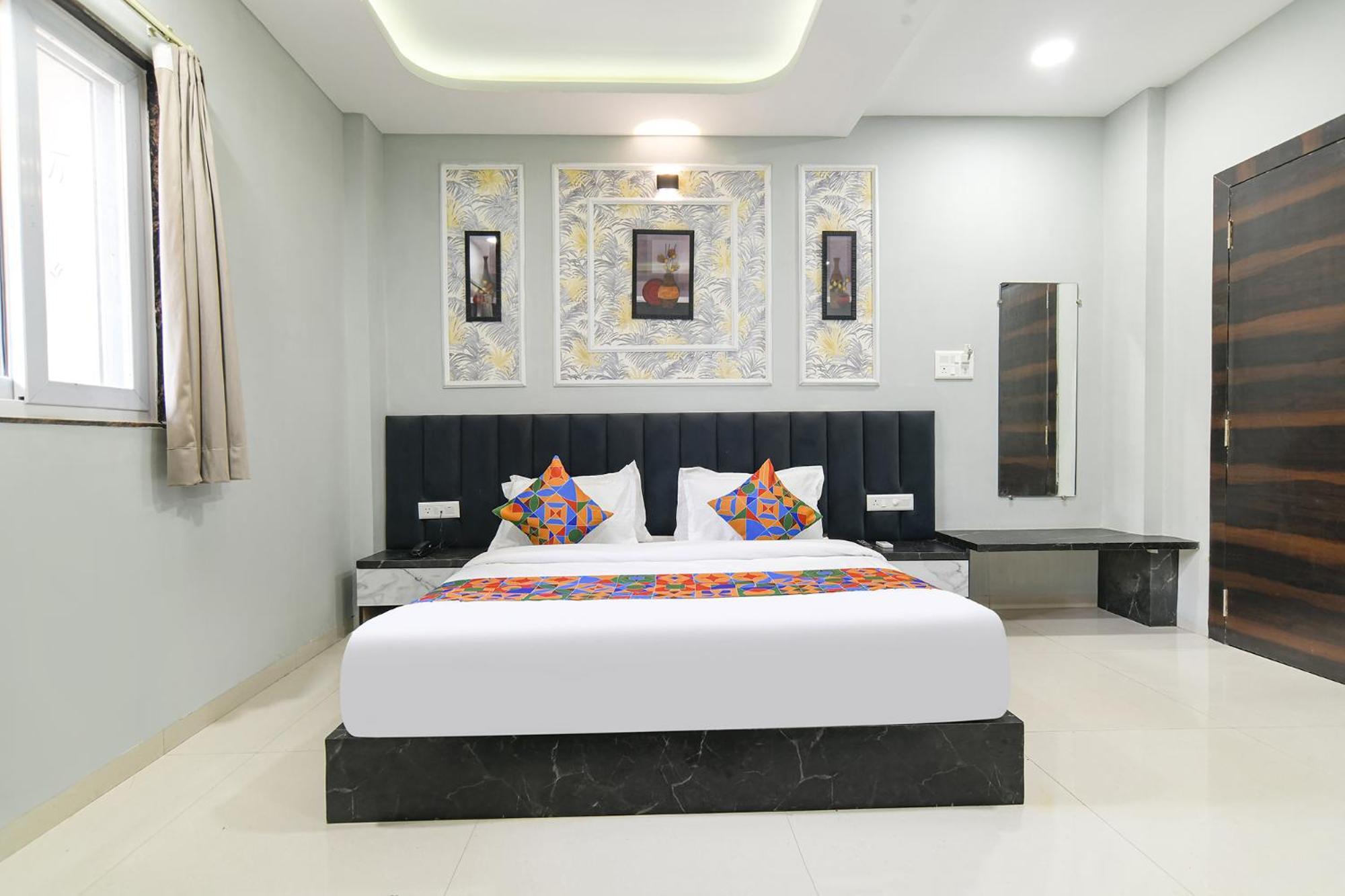 Fabhotel Rk Hotel 3*