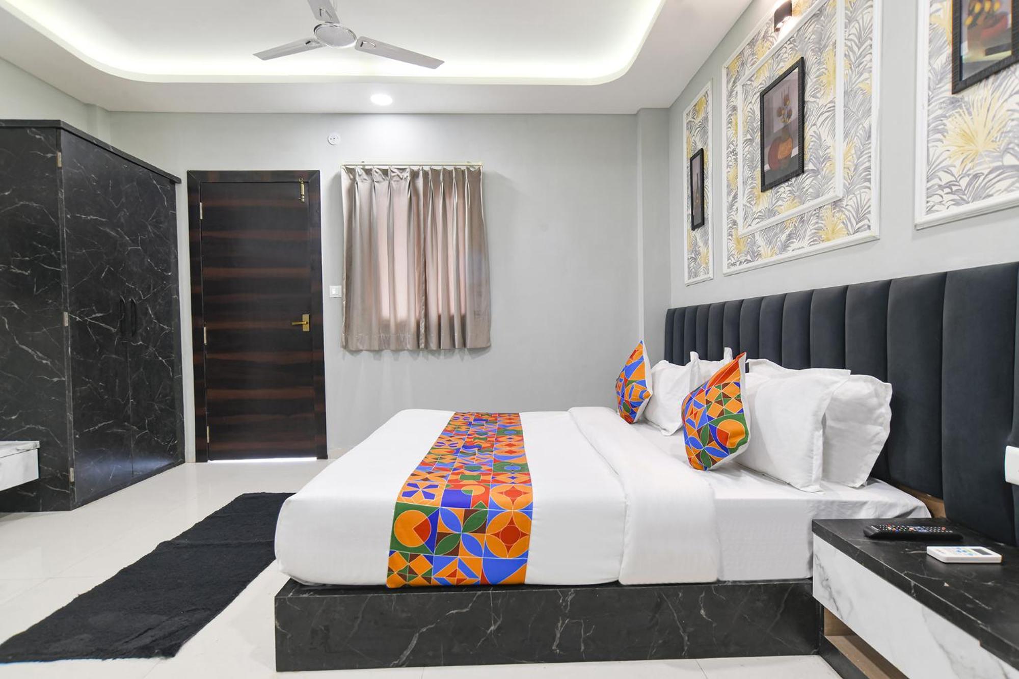 Hotel Fabhotel Rk Indore