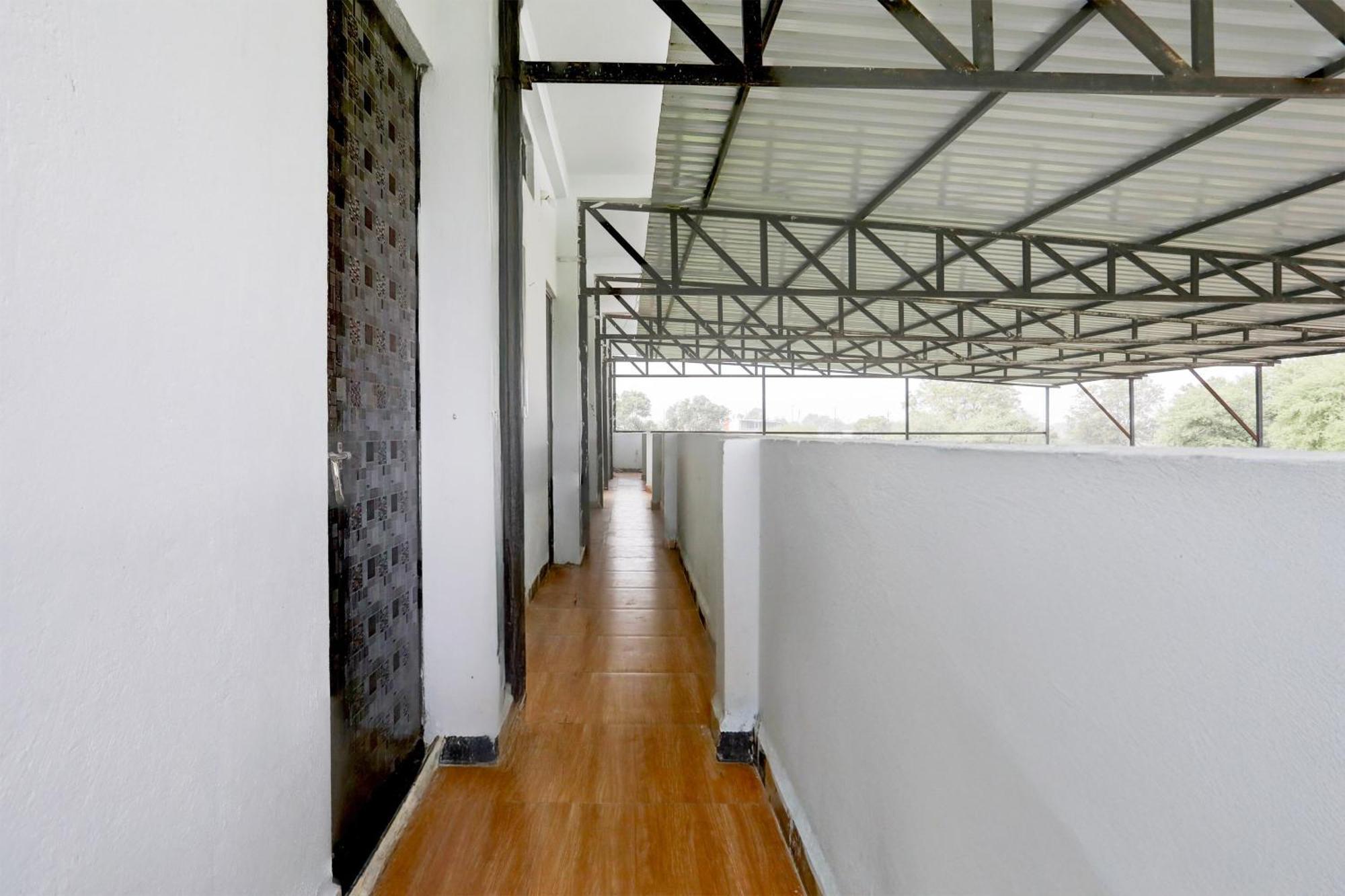 Patidar And Restaurent Hotel