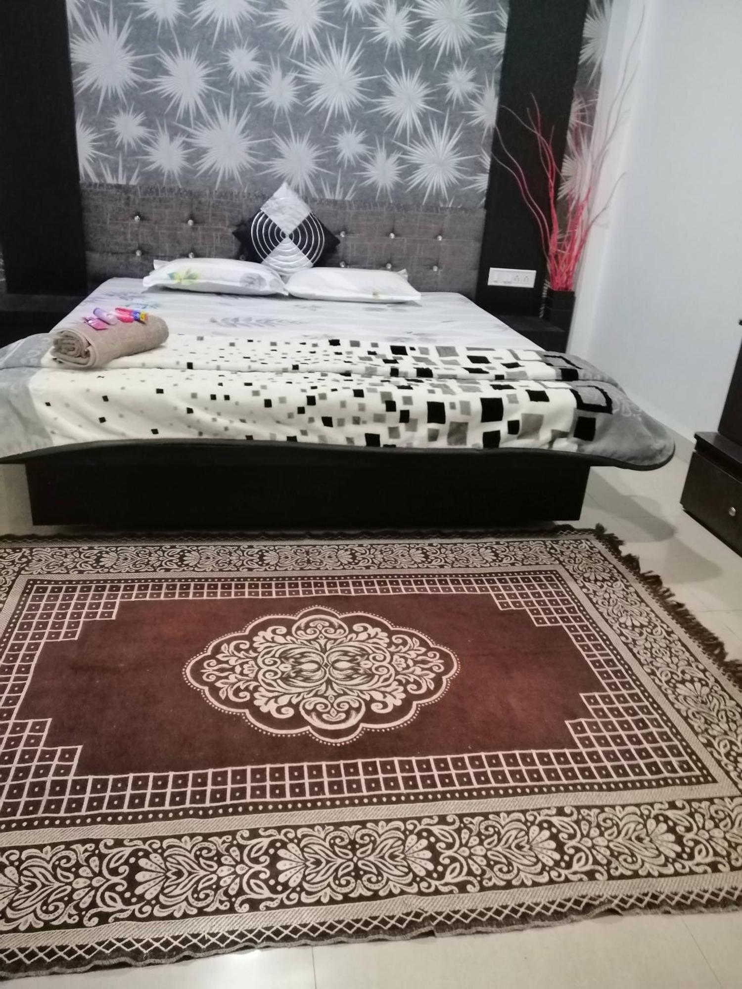 Guest house Ashta Lakshmi Tourist Indore