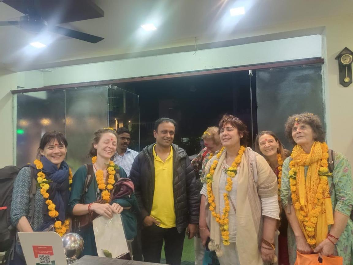 Lion's 3* Indore