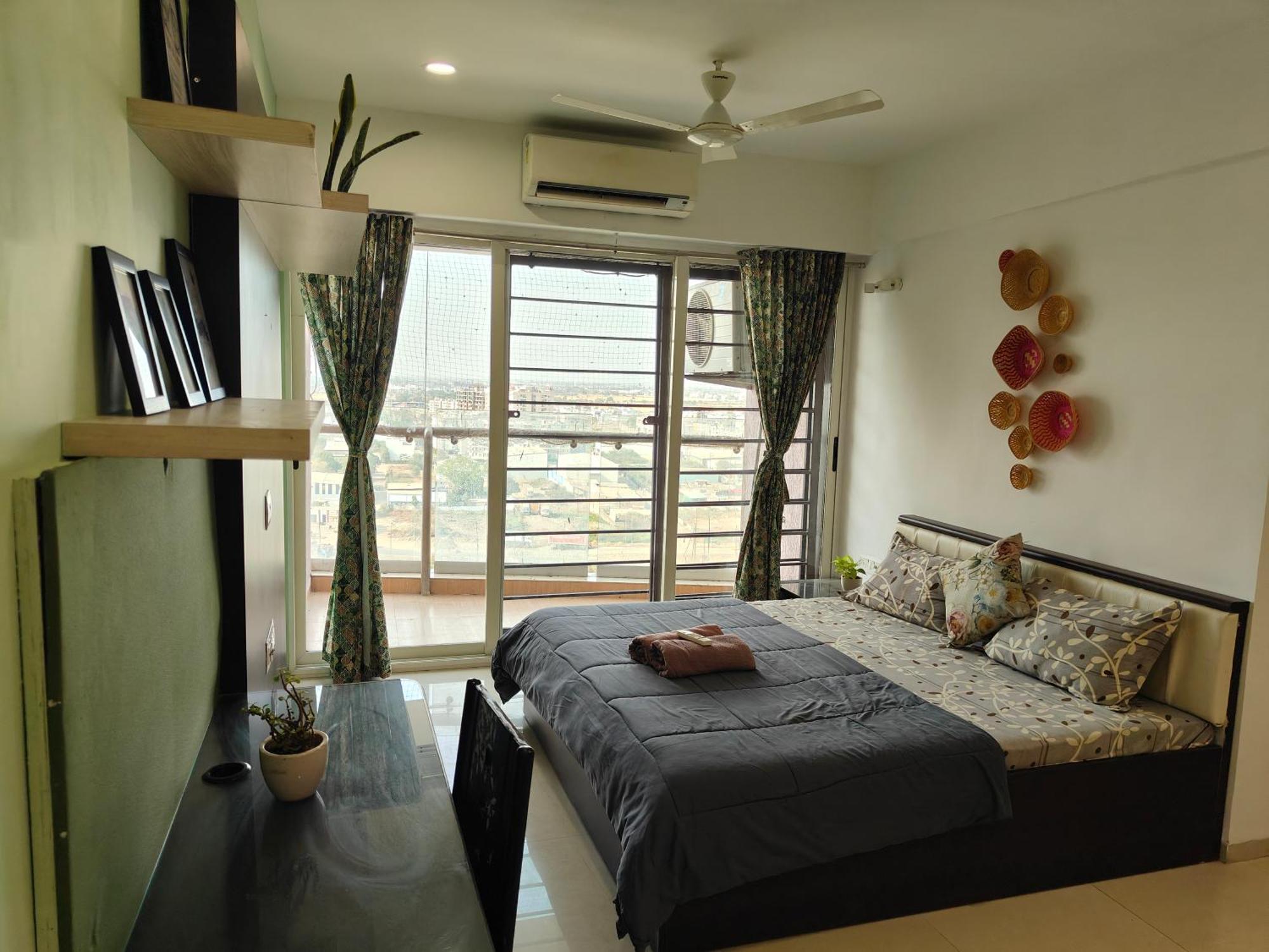 Staeg Skyline View 3bhk - 1404 Apartment *