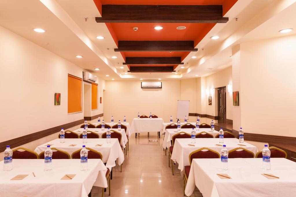 Indore Hotel 4*