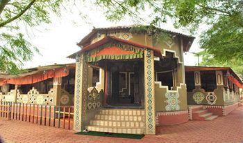 Chokhi Dhani Holiday park 3*