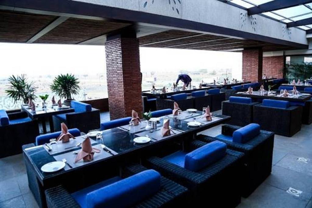 Waterlily 3* Indore