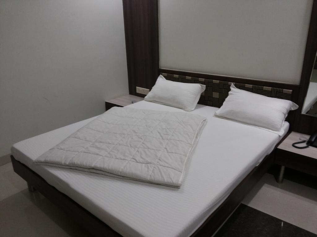 Hotel Somdeep Palace Indore