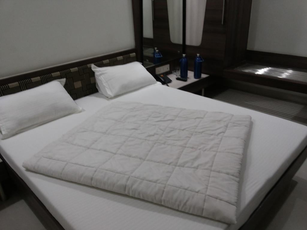 Somdeep Palace 3* Indore