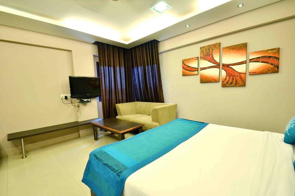 Hotel Oyo Meghdoot Garden Indore