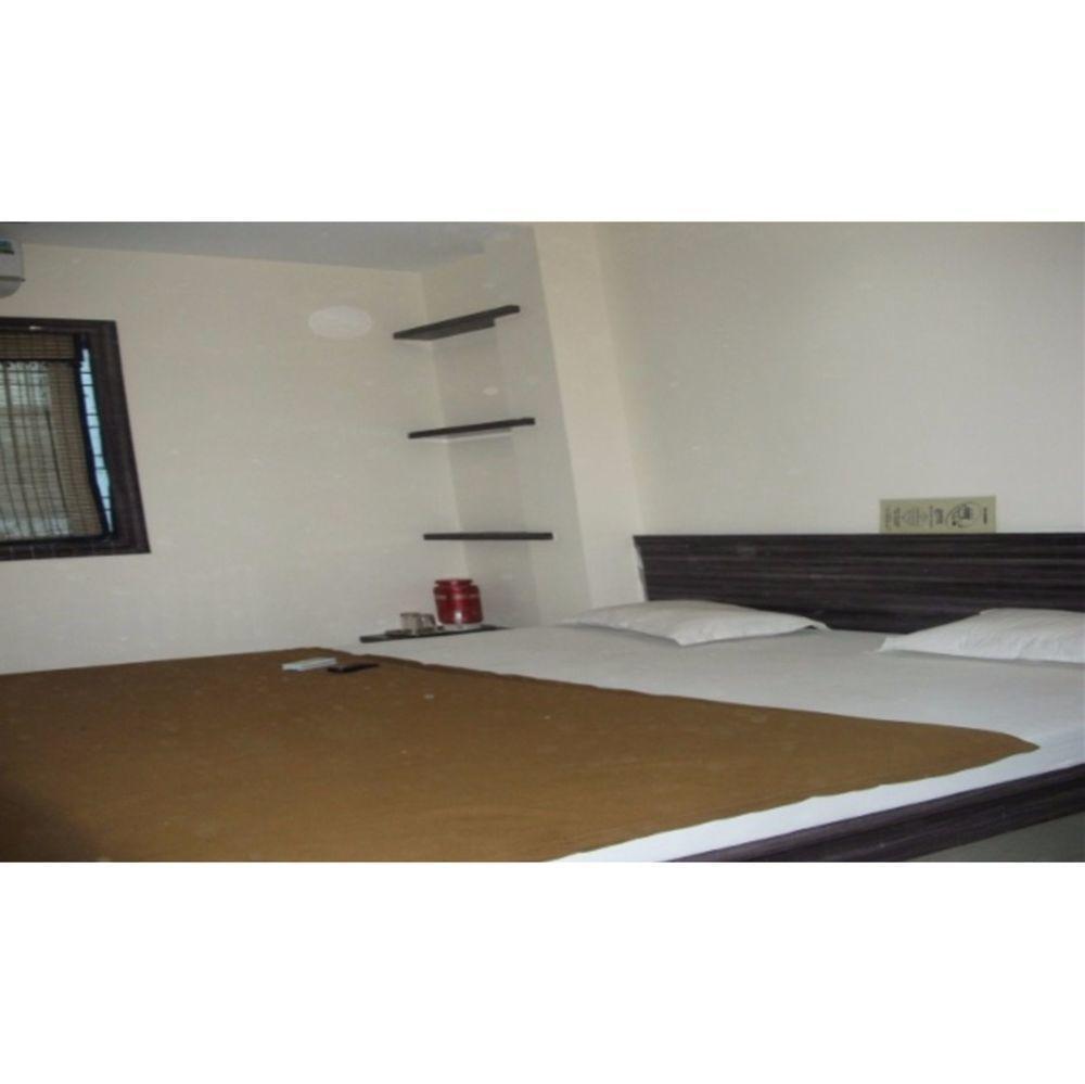 Hotel Vista At Bapu Gandhi Nagar Indore