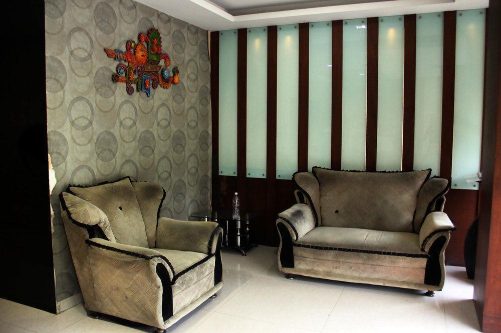 Hotel Vista At Bapu Gandhi Nagar 3*