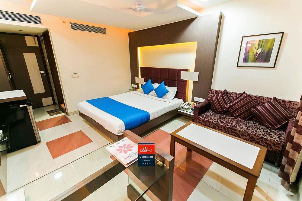 Hotel Fabhotel Amrit Residency 3*