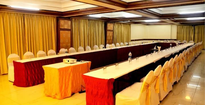 Balwas International Hotel 4*