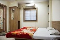 Hotel Vista At Tukoganj Indore