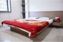 Vista At Tukoganj Hotel 3*