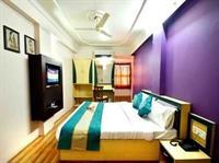 Oyo Railway Station Hotel