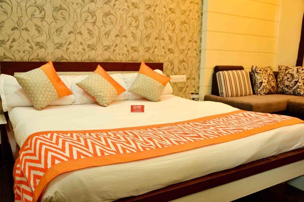 Fabhotel Kings Park A.b. Road 3*