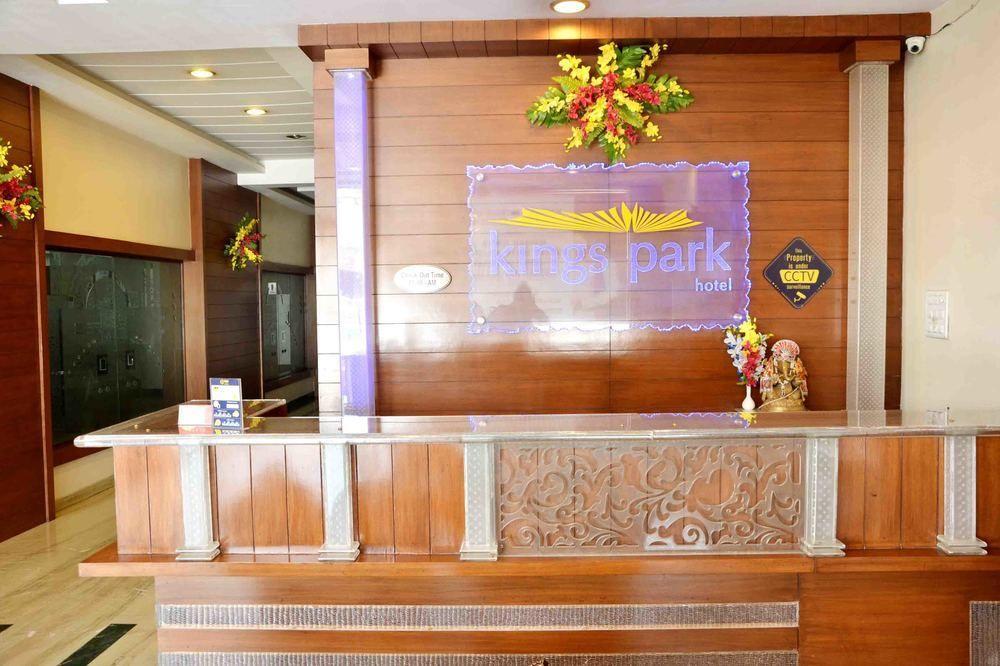 Fabhotel Kings Park A.b. Road 3*