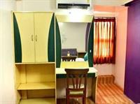 Oyo Railway Station Hotel Indore
