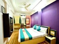 Oyo Railway Station Hotel