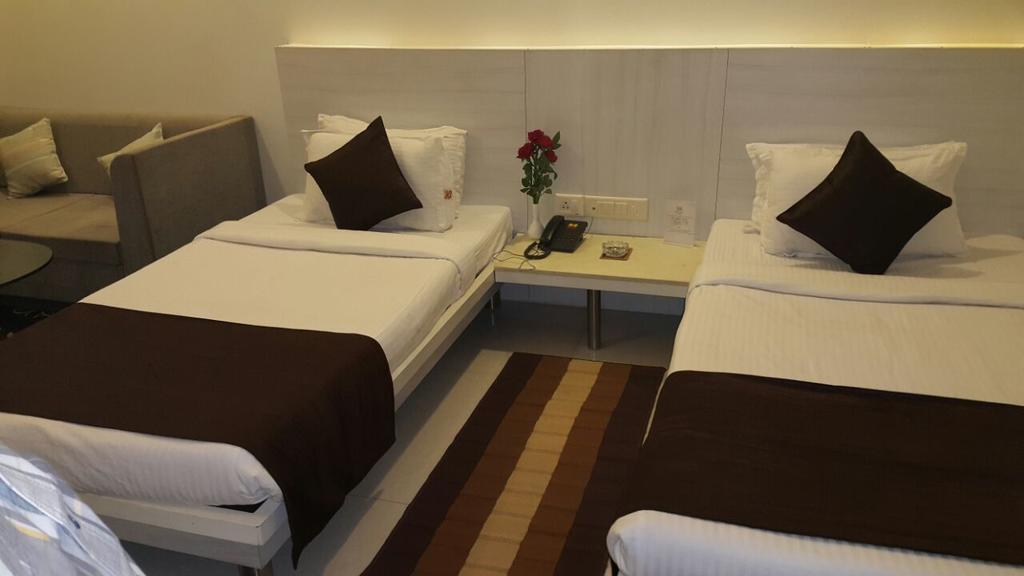 Somdeep Palace 3*