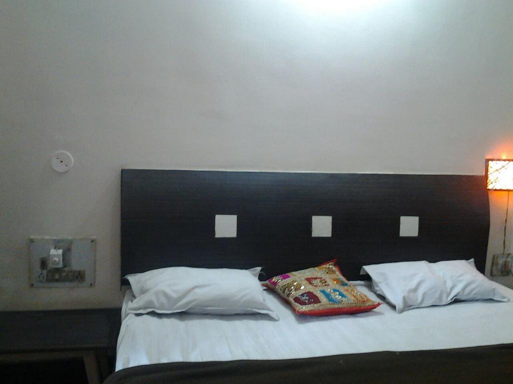 Hotel Rama Indore