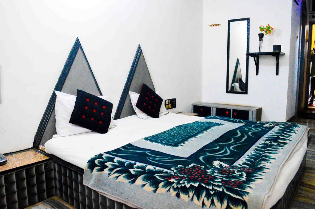 Hotel Rama 2*