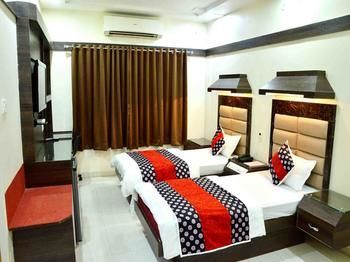Oyo Kanchan Bagh 2 Hotel 3*