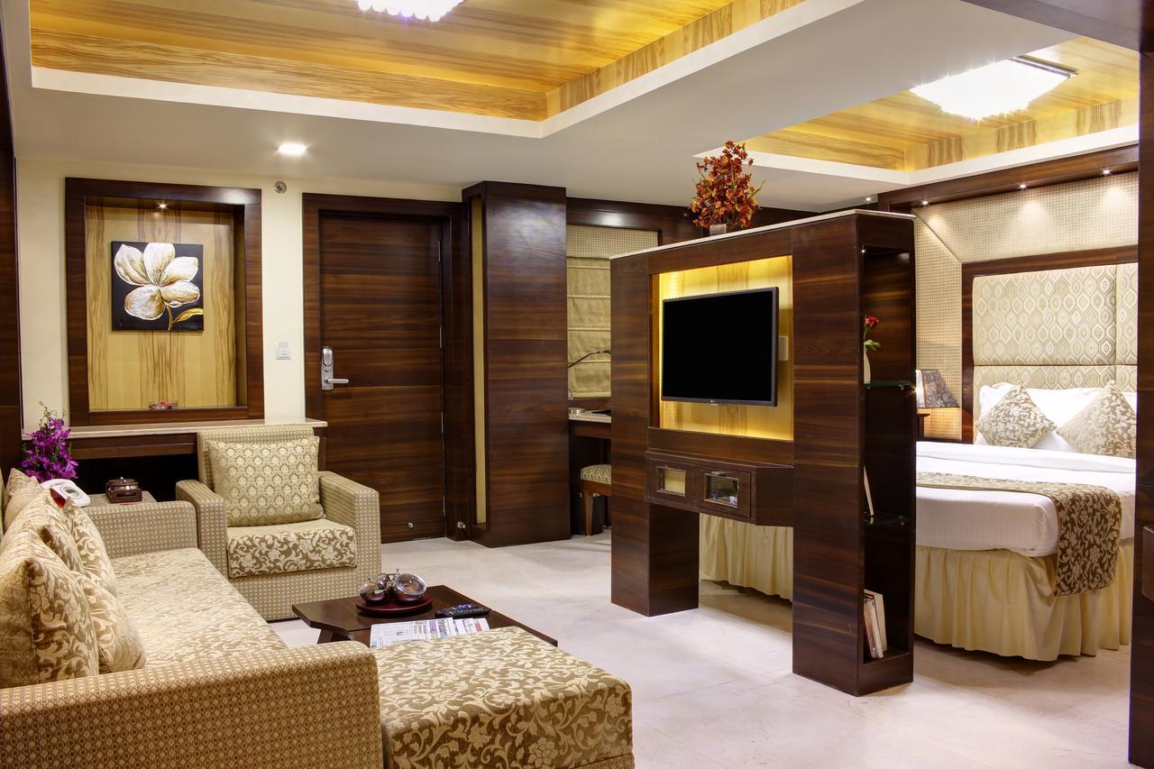 Hotel Golden Gate 3*