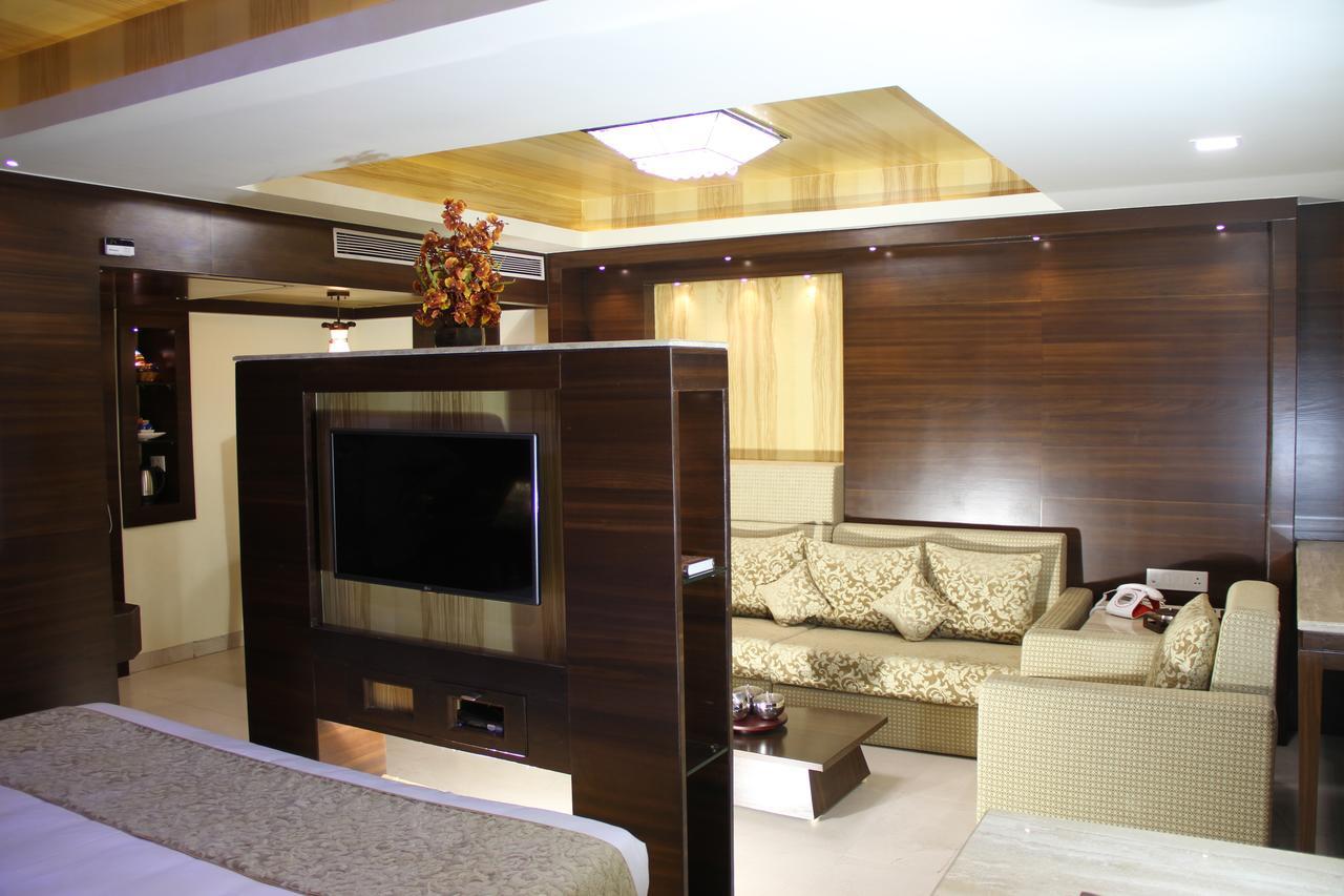Golden Gate 3* Indore