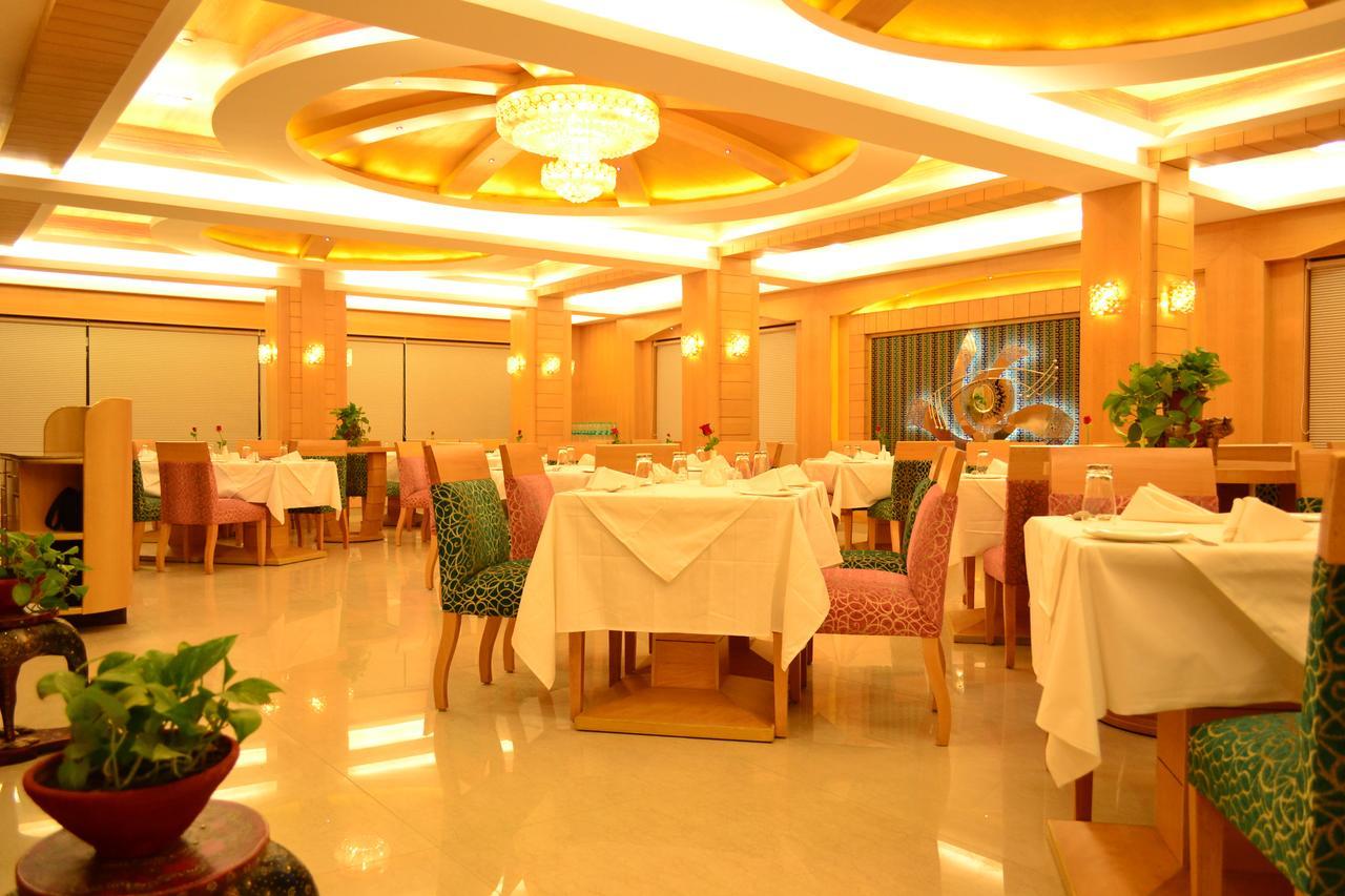 Golden Gate Hotel 3*