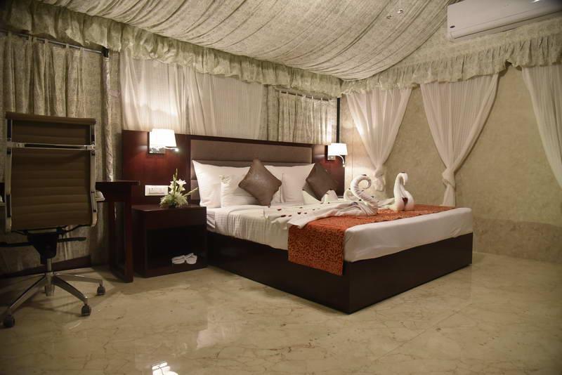 Pride & Convention Centre Hotel 5*