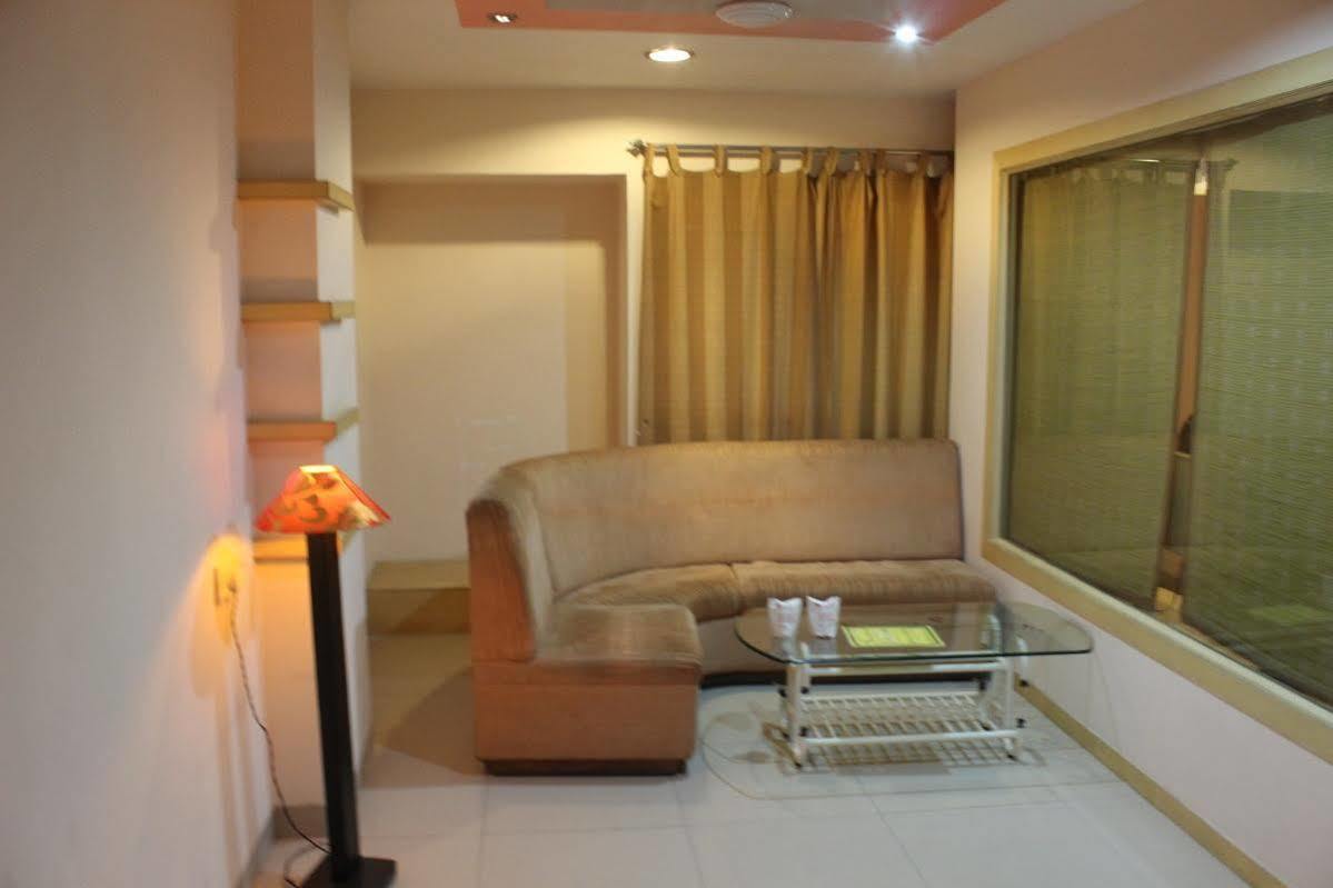 Hotel Paradise Indore
