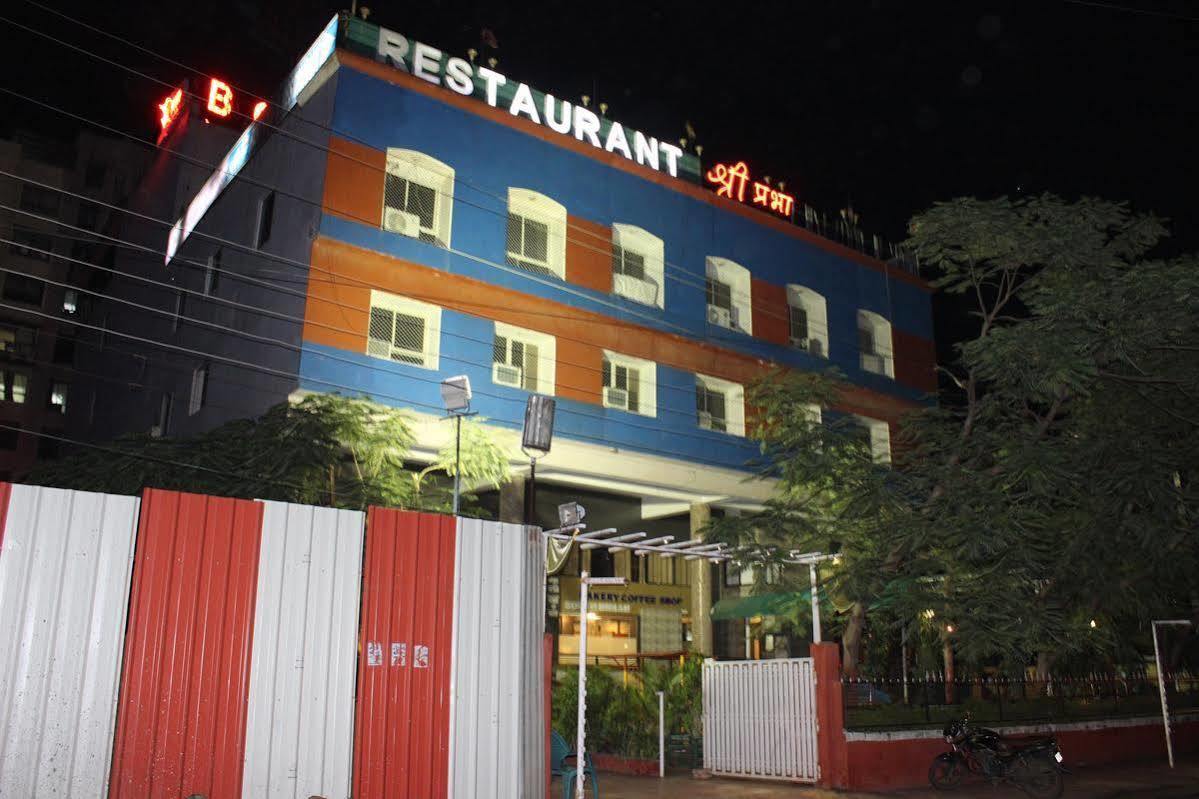 Paradise Hotel