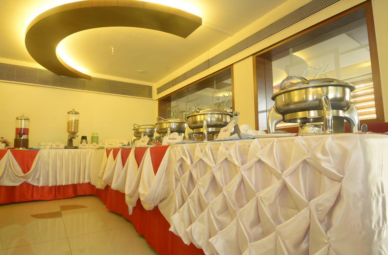 Hotel Surya 3*