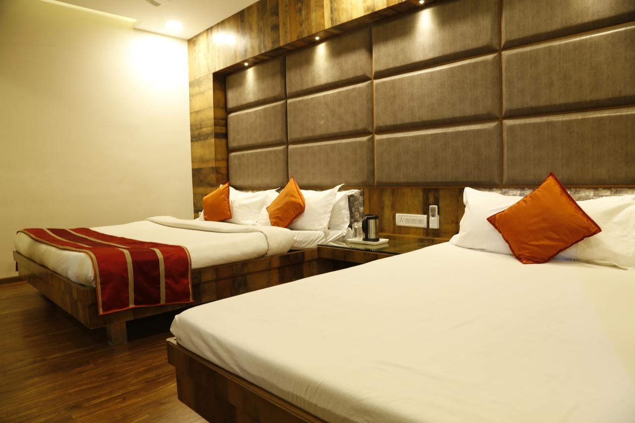 Surya Hotel 3*