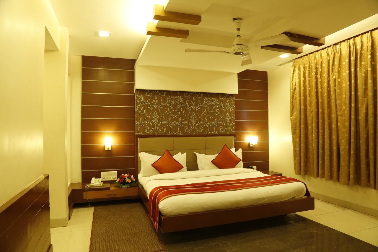 Surya Hotel 3*