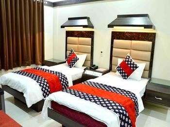 Oyo Kanchan Bagh 2 Hotel 3*