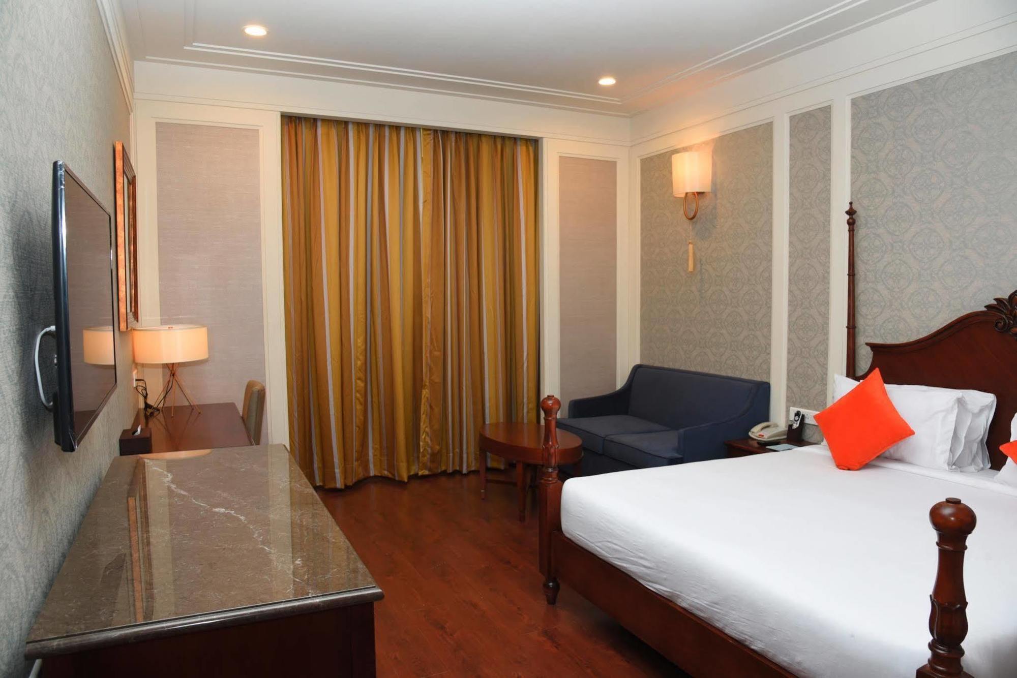 Sheraton Grand Palace 5* Indore