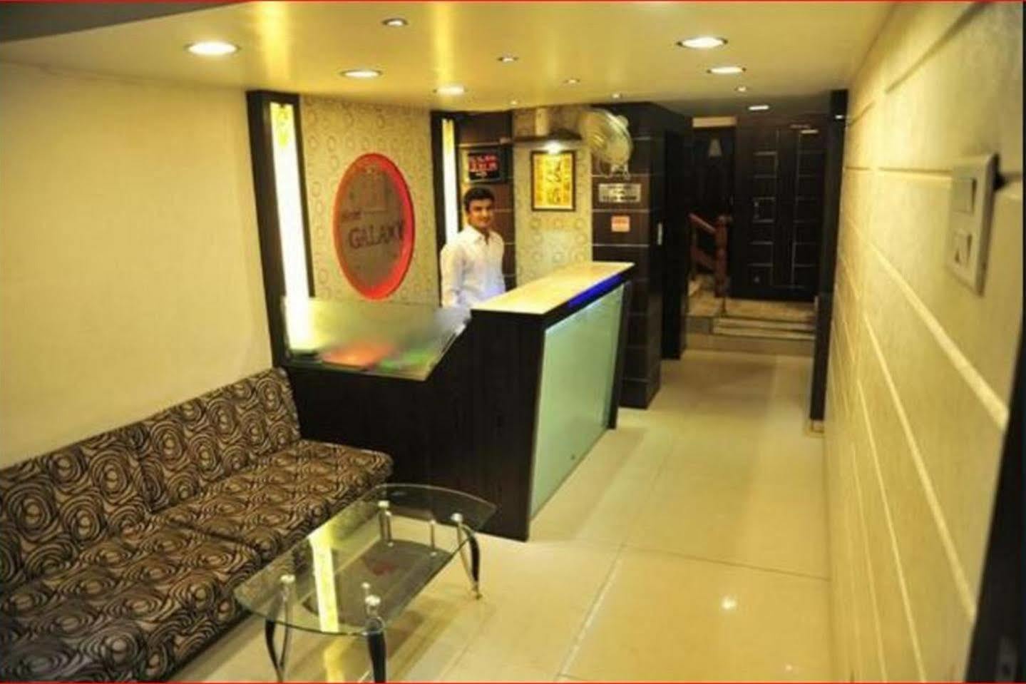 Hotel Fabhotel Galaxy Bhanwar Kuan 3*