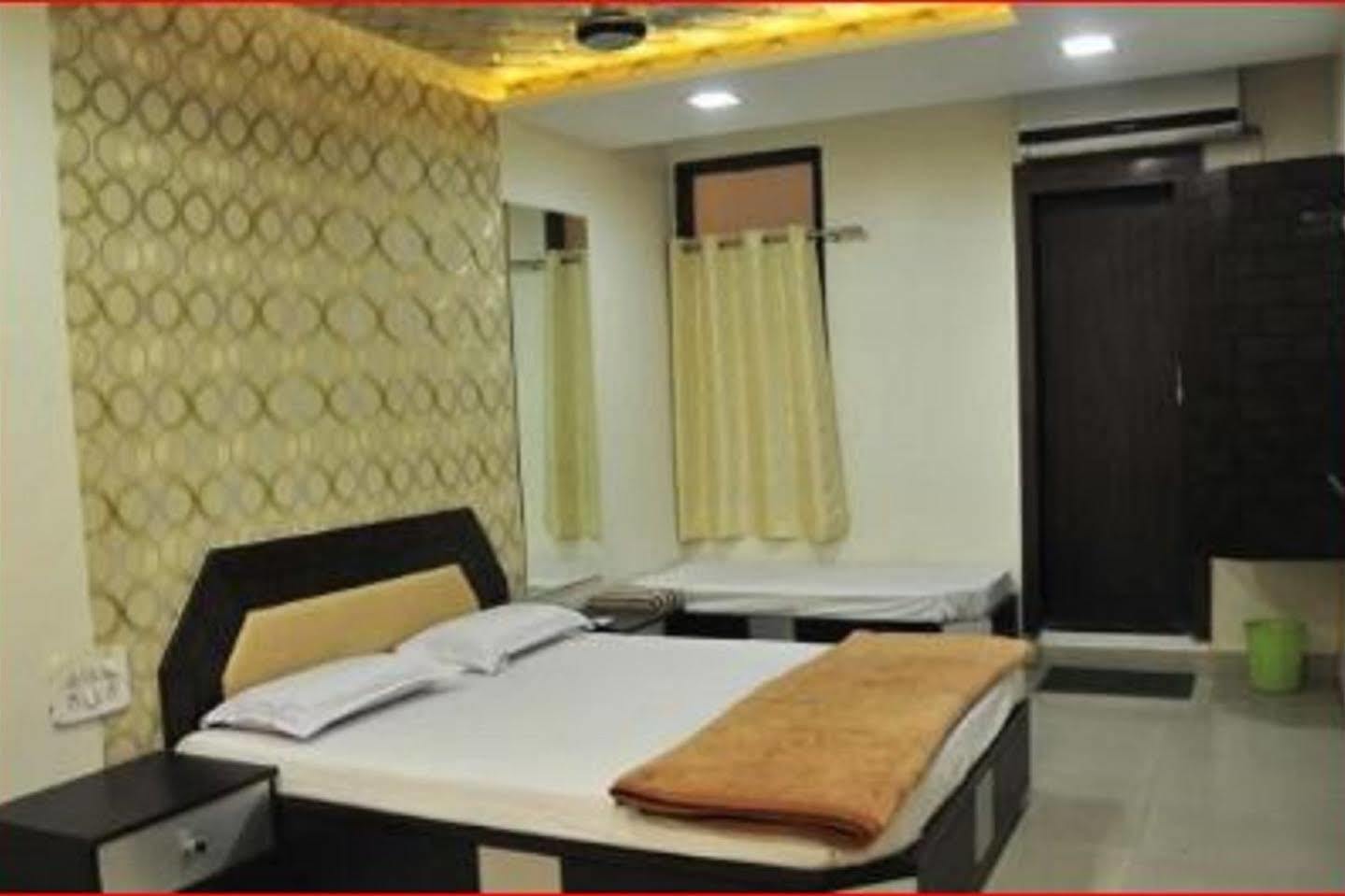 Fabhotel Galaxy Bhanwar Kuan 3* Indore