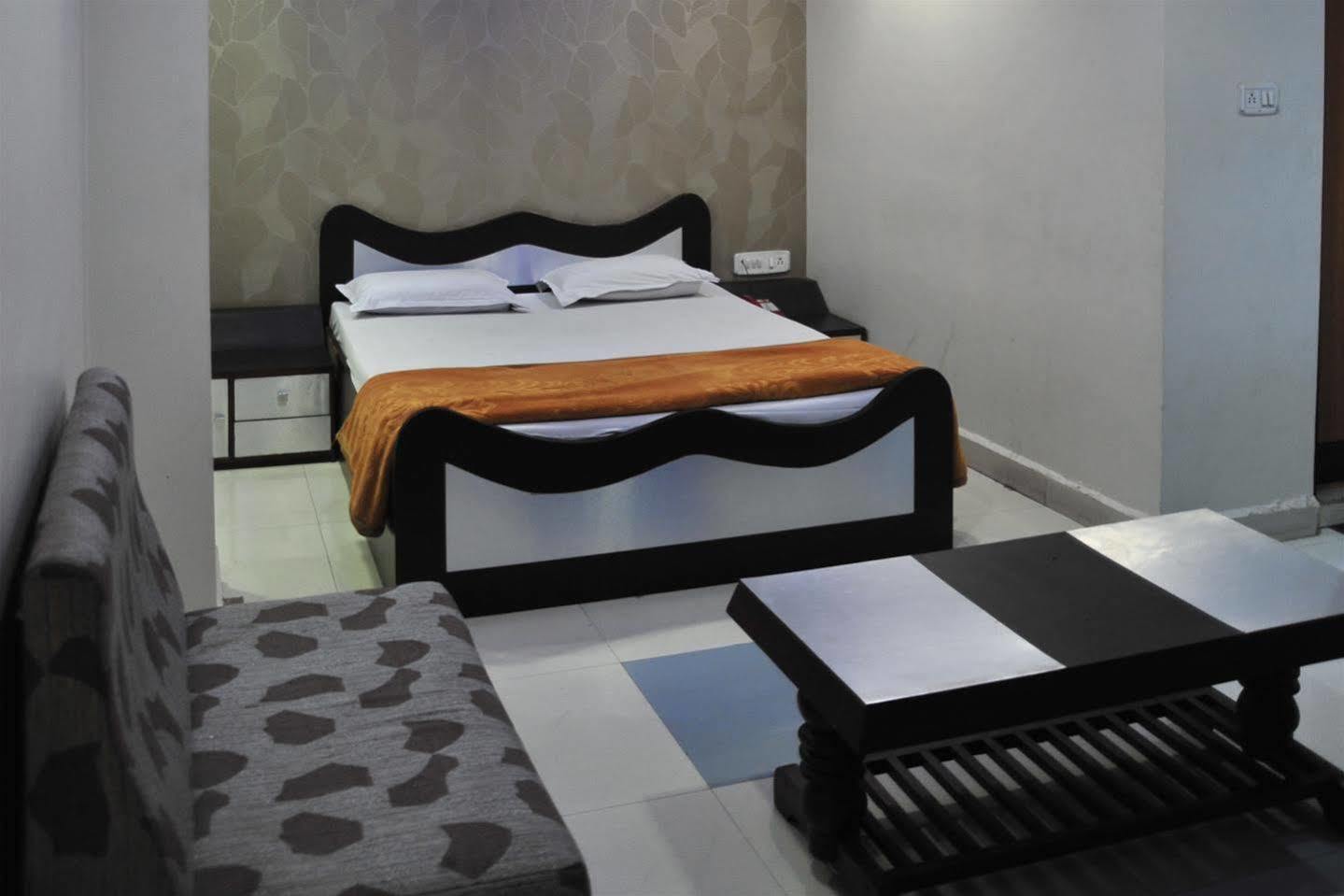 Fabhotel Galaxy Bhanwar Kuan 3* Indore